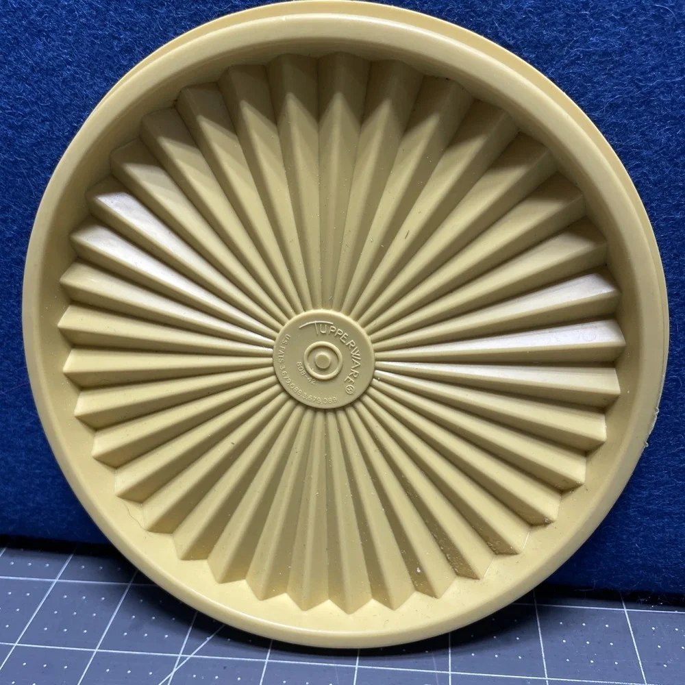 2‎ Tupperware 808-40 42 Harvest Gold Servalier Replacement Lid Seal 6